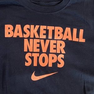 Gently worn Nike Dri-Fit tshirt; men’s Large